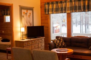 20151214-051810-holly may Mökki Petäjälammella Ruka-Kuusamossa