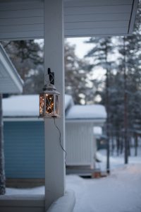 20151216-482508-holly may Mökki Petäjälammella Ruka-Kuusamossa